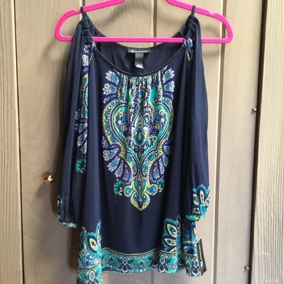 International concepts open shoulder shirt - Picture 2 of 6